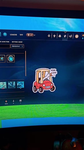 Hextech Chests: Rerolling Skin Shards Tips