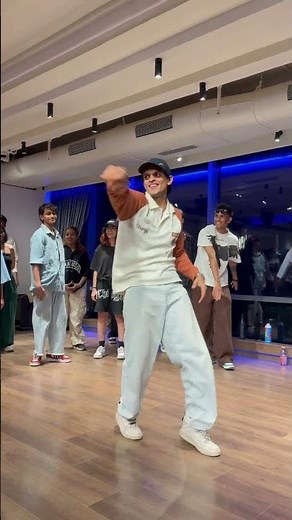 Hangover💃🏼 Choreography by Jordan💪🏻 #bollywood #music #song #dance #hiphop #heetsamani #shorts