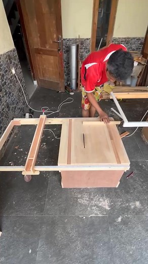 3M views · 34K reactions | simple table saw with minimal budget, features according to your needs #woodworking #diy #creatif | Mas Yuli Arimansyah | Facebook