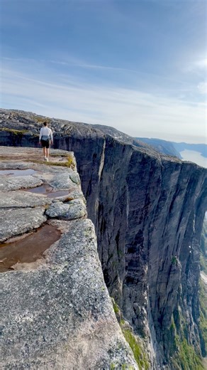 Amazing view - Kjerag 🇳🇴 | Spectacular Norway