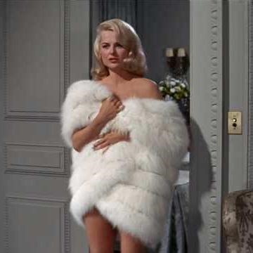 The Carpetbaggers (1964) - Fur Fashion Edit - FurGlamor.com #furfashion #furcoat #whitefox #furstole