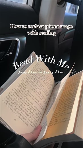 This method really works for me: 1️⃣ Put a book on top of your phone 2️⃣ Every time you want to pick up your phone, you’ll see the book 3️⃣ Then you have a choice: start reading or grab your phone When you keep choosing between reading or using your phone, you’ll choose reading naturally. You don’t have to read for a long time each session, but trust me once you get into it, you’ll want to keep reading 📖✨ #booktok #readingmotivation #bookvlog #readingvlog #readwithme