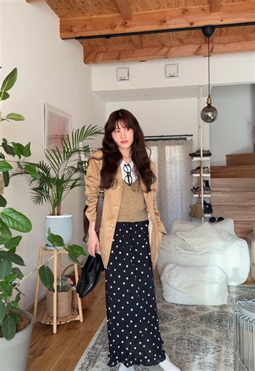 Spring fits 5 今年の春はこんな気分🌼♡ daisy新作アイテムを中心に春コーデを5つ組んでみました🐏🐏 どのコーデにも、差し色や柄だったり、遊び心を入れるのが今の気分🌿 後半3連続で登場するgrayのロンTは 今月一番着回している愛用アイテム🫶🏻 薄手で柔らかく、袖が長いのでインナーとしても本当によく使えます◎！とってもおすすめ☺️ 参考になれば嬉しいです🥰