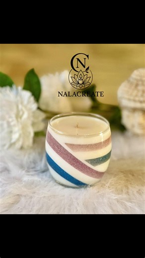 🕯️ Quand les mots manquent, il reste le symbole… 🤍 Toi & Moi incarne la rencontre, l’équilibre et l’harmonie. Une bougie pour dire “je t’aime” autrement. Le cadeau parfait pour la Saint-Valentin ✨ Bientôt disponible sur tik tok shop #bougie #stvalentin #candlemaking #homedecor #bougieartisanale