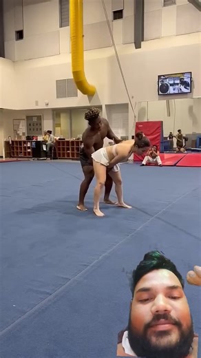 I Tried The Best Yoga Exercises For Flexibility (ft. my mom) #stretching #yogaposes #gostretchyourse