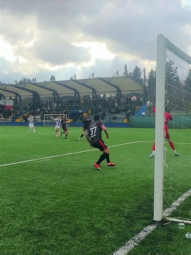 Kaleciden Kritik Müdahale