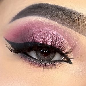 Pretty in Pink: Learn how to create a gorgeous pink eyeshadow look! | Learning with Shilpa