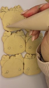 I know it’s too early for Christmas, but I’m excited to share these mini reindeer. They pair perfectly with simpler cookie cutter designs - just add a red circle nose and a candy cane and a carrot . I love how minis are always a hit, and they look great with less detailed designs. #cookiedecorating #royalicing #cookiecutters #cookies #sugarcookies #cookiesofinstagram #christmas | The Sweet Designs Shoppe