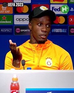 Look at my face... do you think I'm BOTHERED at all!? 😡 Wilfried Zaha couldn't care less about his failed spell at Manchester United earlier in his career 😲 | Hayters TV
