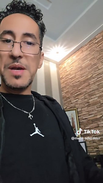 Vidéos de Aderdour mustapha ll تقاشر (@math.aderdour) avec son original - Aderdour mustapha ll تقاشر