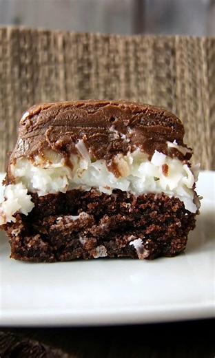 15K views · 92 reactions | These Mounds Candy Bar Brownies Are on Another Level  | Tasteful | Facebook