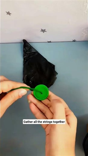 Make fun parachutes from garbage bags – a craft kids will love