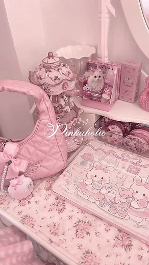 Pinkaholic 🎀 ₊˚. 𓂃꙳⋆#pinkaholic #pink #everythingispink #pinkaesthetic #aesthetic #coquette #cute #cutestuff #wonyoungism #targetaudience #pinkygirls #girlthings #girlcore #fyp