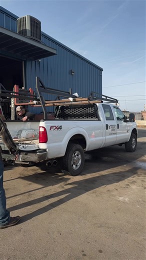 3 lumber rack installs in about an hour and 40 minutes 💪🏼🇺🇸 #trucktok #bluecollar #truckaccessories