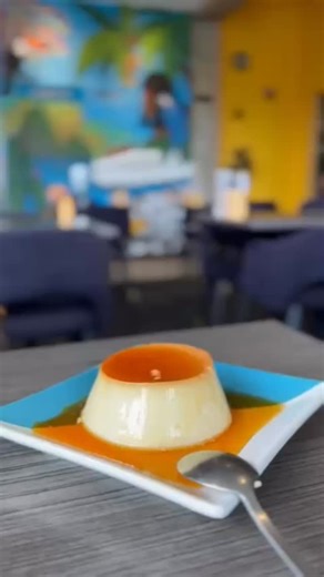 Have you ever tried this classic Brazilian dessert? Pudim is a favourite here at Kika’s Kitchen, and this video shows exactly why! 😋 📍1/32 Constellation Drive, Rosedale 📍404, Great North Road Henderson 📍 55 Tamaki Drive, Mission Bay #aucklandeats #aucklandfood #aucklandfoodie#aucklandfoodies #brazilianfood #visitauckland #nzfood #aucklandcity | Kika's Kitchen