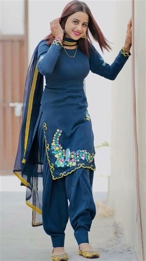 panjabi suit design 🥰#shortsfeed #trendingshorts #shorts #ytshorts #panjabisong #haryanvisong