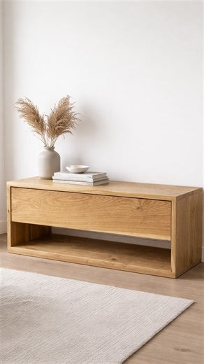 Kristina Niska on Instagram: "Old vs new bench design! The one of the left is made of red oak (fail) not great quality and a harder build - and the one of the right is solid white oak! (much nicer quality and simpler build) 💕 Just know if you put an order in for one of these, it’ll be top quality SOLID WOOD."