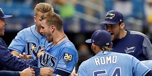 Robertson delivers Rays' 1st walk-off grand slam