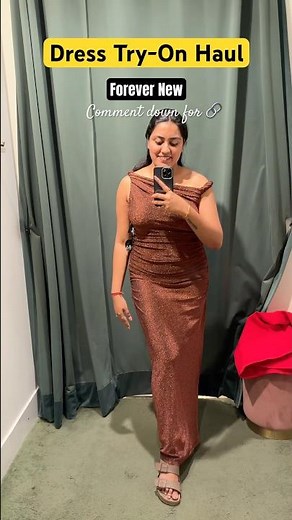 Tried dresses from Forever New & honestly elegance never goes out of style ✨ Which one is your vibe