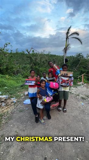 LISA SHAKESPEARE 🇯🇲 TRAVEL PLANNER & INFLUENCER on Instagram: "Christmas with a Purpose: From Relief to Joy 🤗🎁🎄 This holiday season is going to be a difficult one for many in Jamaica. We wanted the kids affected by Hurricane Melissa to feel seen, celebrated and remembered. So we went shopping for toys, picked out nail art kits, dolls, fashion pads, race cars, LEGOs, board games … all the little things that remind children that magic still exists, even afte