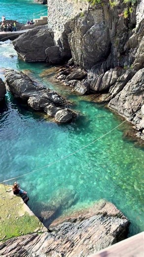 Beautiful Turquoise Water in Manarola Cinque Terre Italy 🇮🇹 #shorts