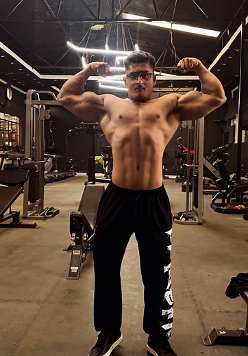 Transform Your Body with Men's Physique Training in India