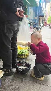 Brother, lend me some rice. #Funny #Watch once and laugh again
