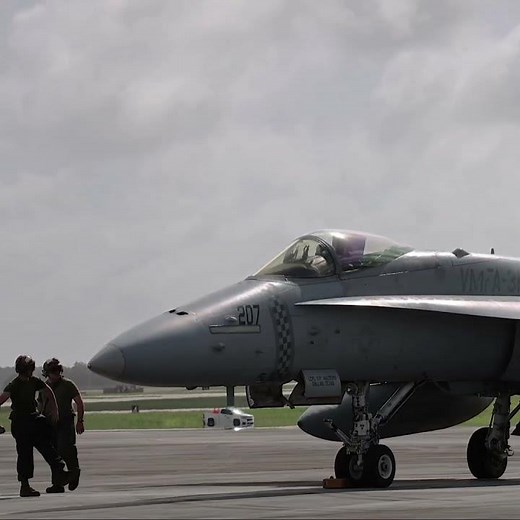 F/A-18 Pilot Skills That Few Can Match #aviation #military #shorts