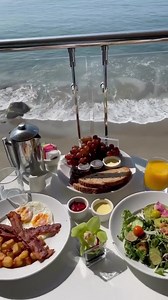 Awaken your soul with a trip to the coast.✨🌊🌞 📷 @wandering_lux3 | Malibu Beach Inn