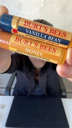 Linking Chapsticks – Impossible Everyday Magic Trick