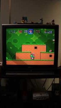 Super Mario World: Yoshi's Island Stage 2 on CRT (SNES) #retrogaming #crt #supermarioworld