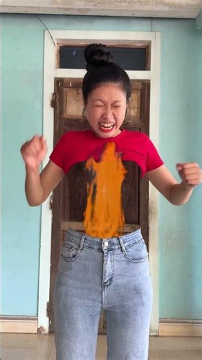Ants and insects crawled inside Hana's stomach
