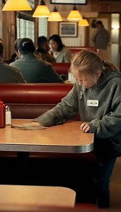 The Little Girl Cleaned Tables to Buy Lunch—Then the Restaurant Owner Recognized Her Last Name She was wiping greasy tables with hands too small for the rag. No lunch. No parents. No complaints. Most customers didn’t even look at her. They thought she was just another poor kid “helping out.” But the truth? She wasn’t allowed to eat. Every day after school, the little girl came into the restaurant, quietly asked for work, and scrubbed tables until her fingers turned red—just to earn enough for a 