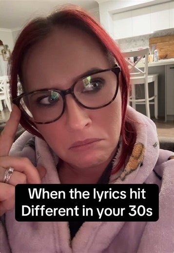 90s Music Nostalgia: Jessica Simpson's Hits Revisited