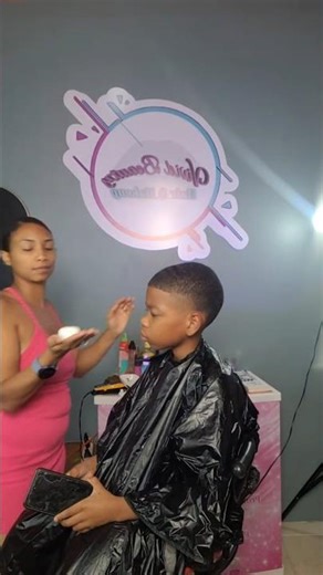 How to Apply Hair Mousse after a Haircut