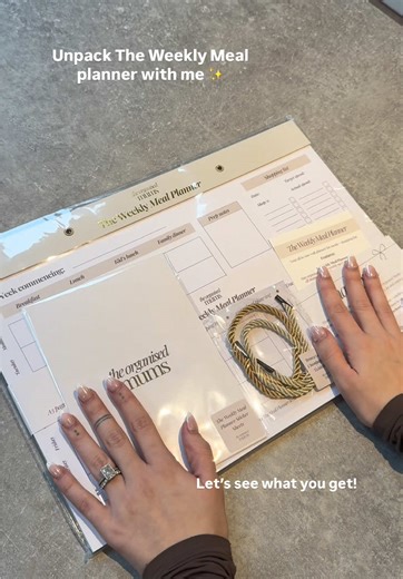 Transform Your Dinner Routine with The Weekly Meal Planner