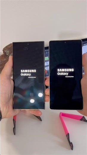 BOOT UP Samsung Galaxy S25 Ultra vs Samsung Galaxy S24 Ultra.