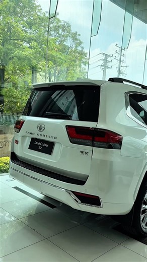 New Toyota Land Cruiser ZX 2026 Super Luxury SuV