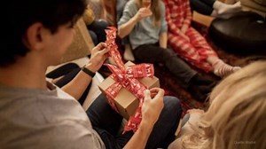 Wie geht Wichteln mit Würfel? Einfach erklärt