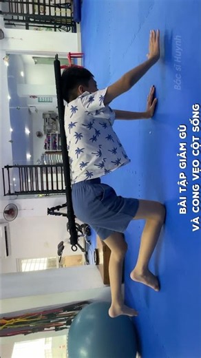 Bài tập cong vẹo cột sống phần 1 #bacsihuynh #drvuvanhuynh