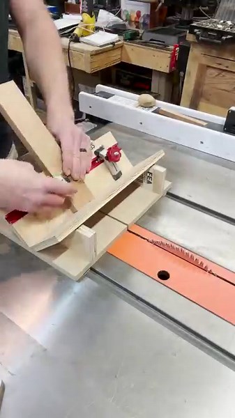 MIlescraft T Trax Spline Jig