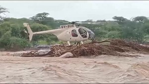 In a bold rescue mission, the Lewa helicopter skillfully airlifted stranded police officers from a flooded river in the northeastern region of Archer’s Post, Samburu County. These impactful rescue missions are made achievable through your invaluable support, and for that, we are eternally grateful. #Rescue #Helicopter #Lewa #Community #Samburu | Lewa Wildlife Conservancy