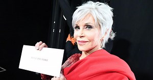Jane Fonda Dyed Her Hair Gray For The Oscars To Challenge Hollywood Beauty Standards