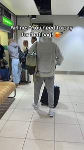 Comment “HOODIE” and I’ll personally send you the link 😍🎒✈️ • • • • • • • • • • • • • #hoodie #smart #travel #travelhack #traveller #travelling #lifehack #backpack #backpacking #need #airporthacks #fly #airport #airlines #viral #trending #explore | Traxex Bag