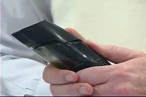 Always put your best face forward by having this Cord/Cordless Beard...