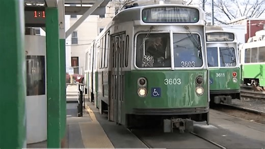 Service resumes again on MBTA Green Line after wire problem near Copley