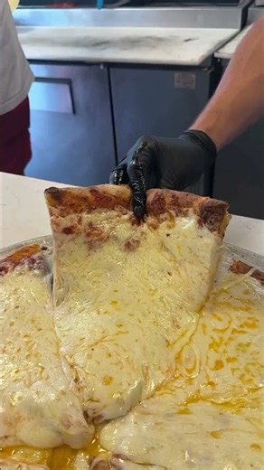 Why Does Melted Cheese Look SO Irresistible? 🧀🤤 #foodfacts #food #brainscience #foodie #cheese