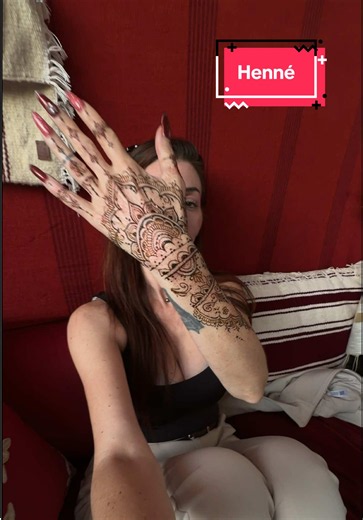 Henné bras complet : refaire un tatouage naturel spectaculaire
