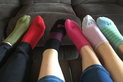 Día del Síndrome de Down: ¿por qué se usan medias de colores el 21 de marzo?