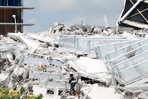 WATCH: Oceanfront Building Demolition Goes 'Terribly Wrong'